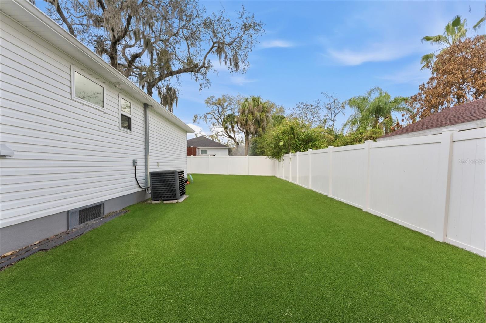 3414 RIVERVIEW DR, TAMPA, FL, 33604