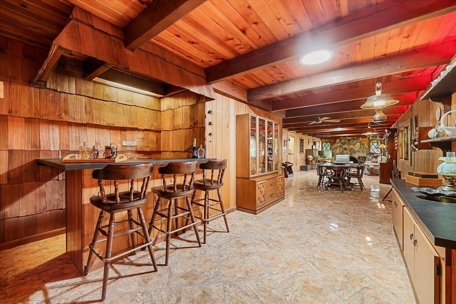 1488 LACONIA DR E, CLEARWATER, FL, 33764