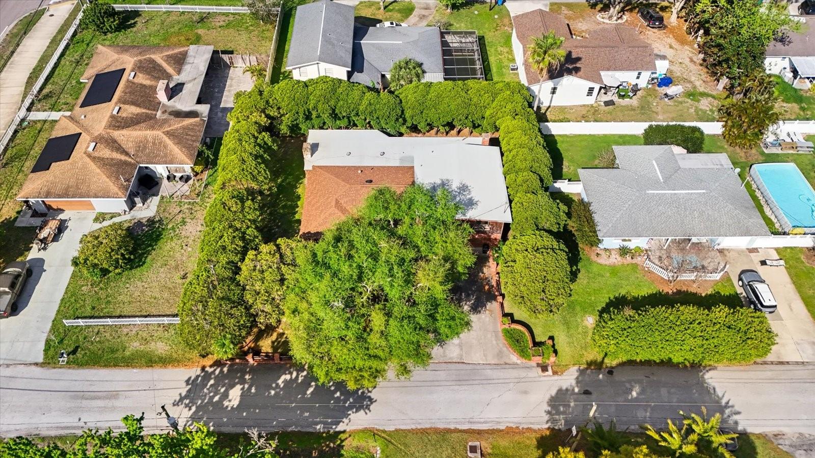 1488 LACONIA DR E, CLEARWATER, FL, 33764