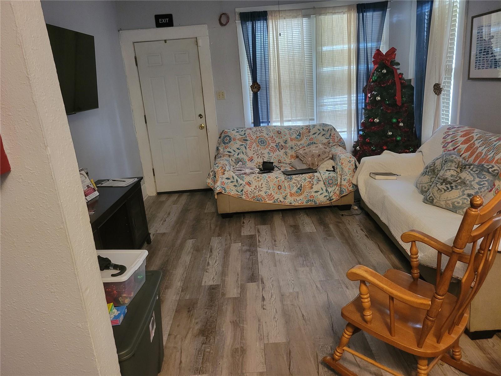 6804 N CENTRAL AVE, TAMPA, FL, 33604
