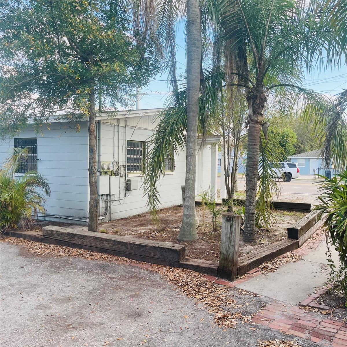 3618 and 3616 E DR MARTIN LUTHER KING JR BLVD BLVD, TAMPA, FL, 33610