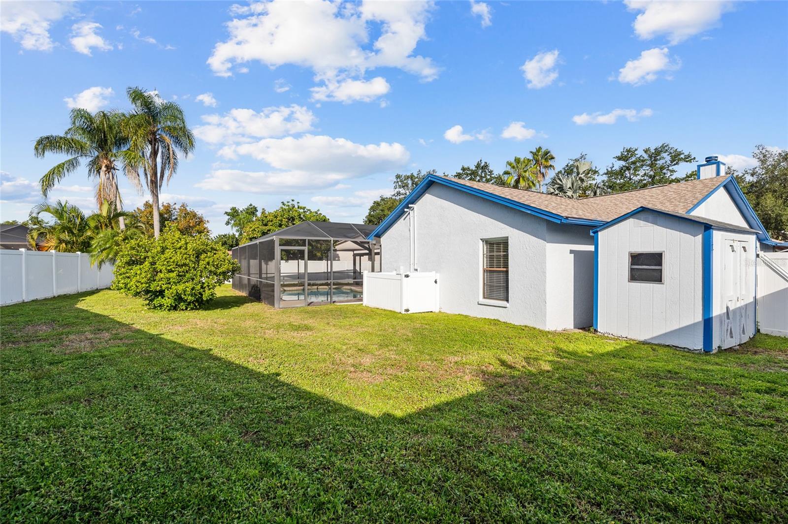 6713 LEEWARD ISLE WAY, TAMPA, FL, 33615