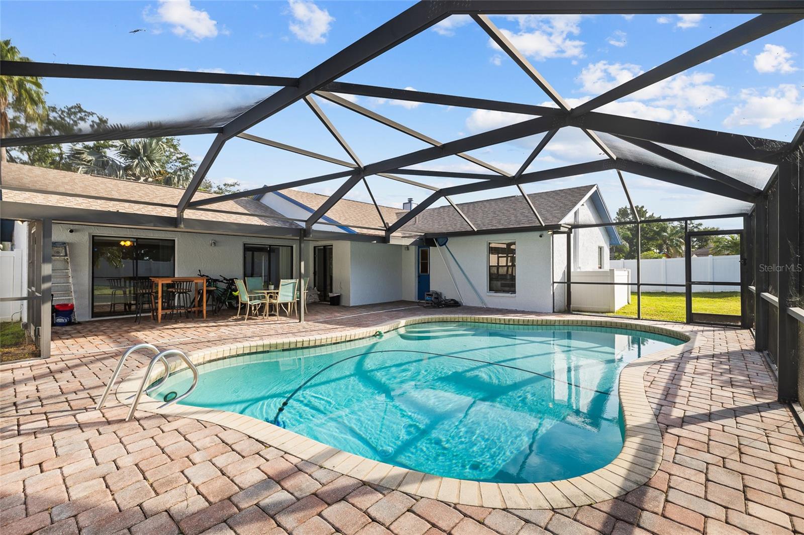 6713 LEEWARD ISLE WAY, TAMPA, FL, 33615