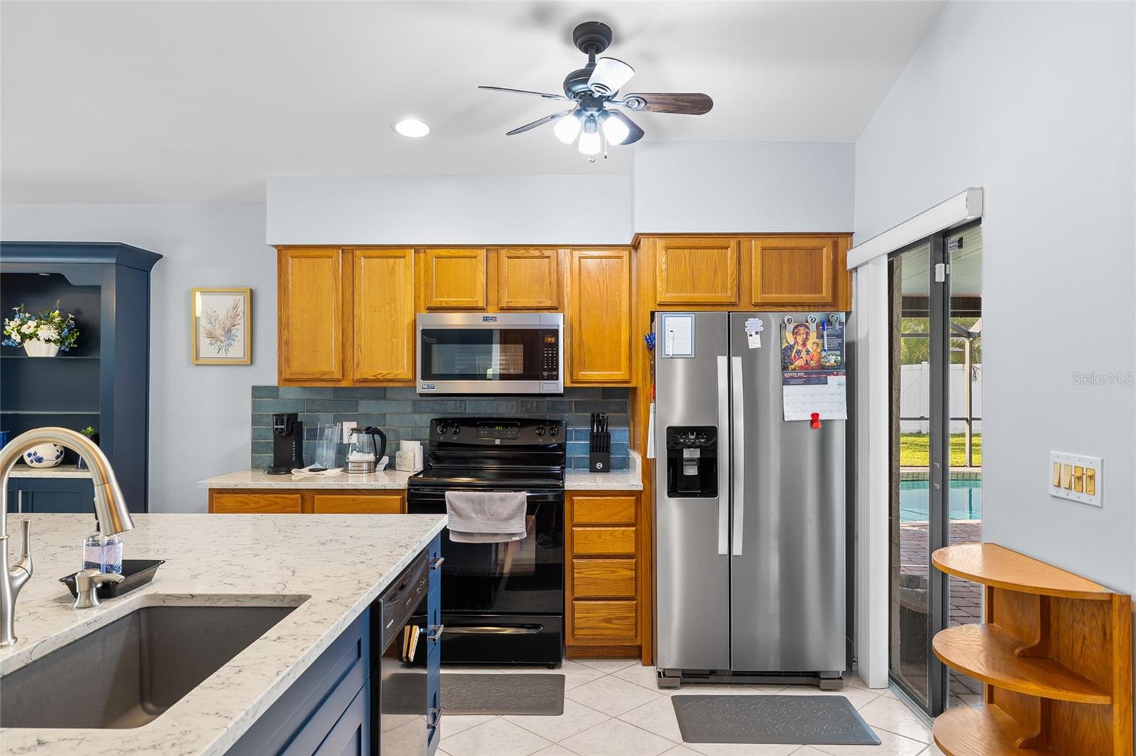 6713 LEEWARD ISLE WAY, TAMPA, FL, 33615