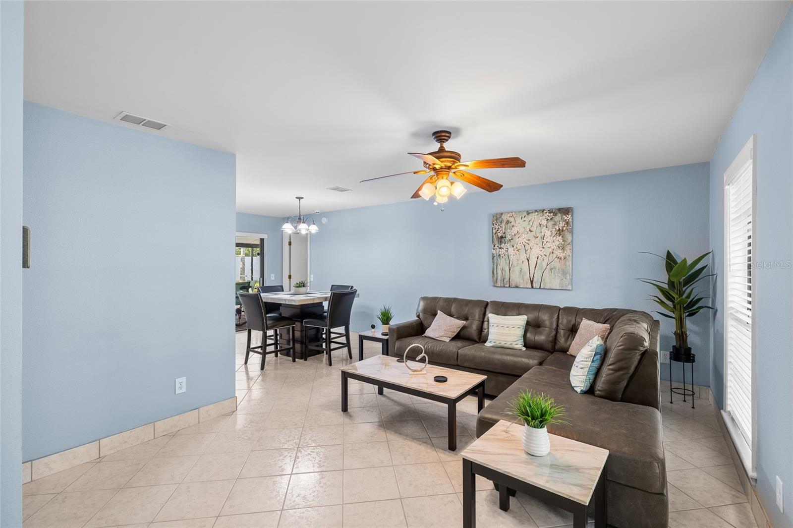 6713 LEEWARD ISLE WAY, TAMPA, FL, 33615