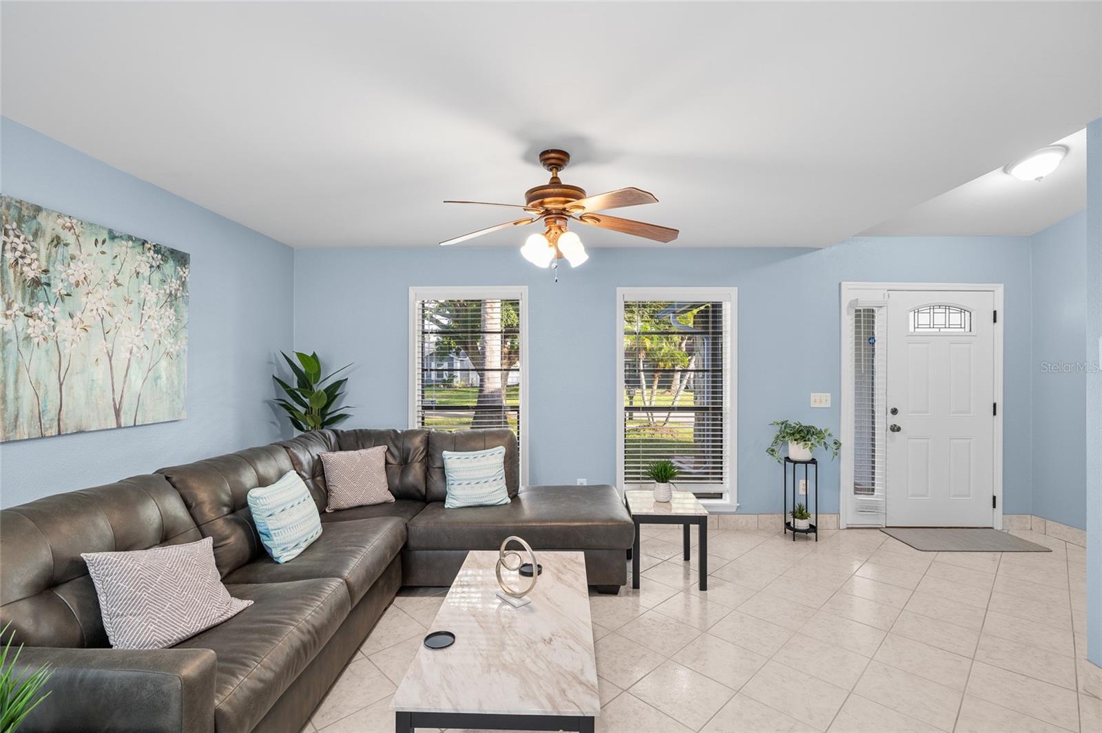 6713 LEEWARD ISLE WAY, TAMPA, FL, 33615