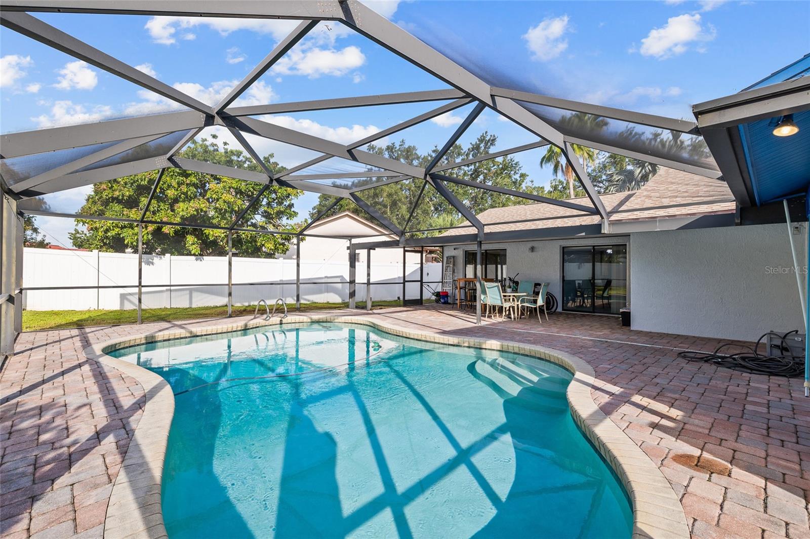 6713 LEEWARD ISLE WAY, TAMPA, FL, 33615