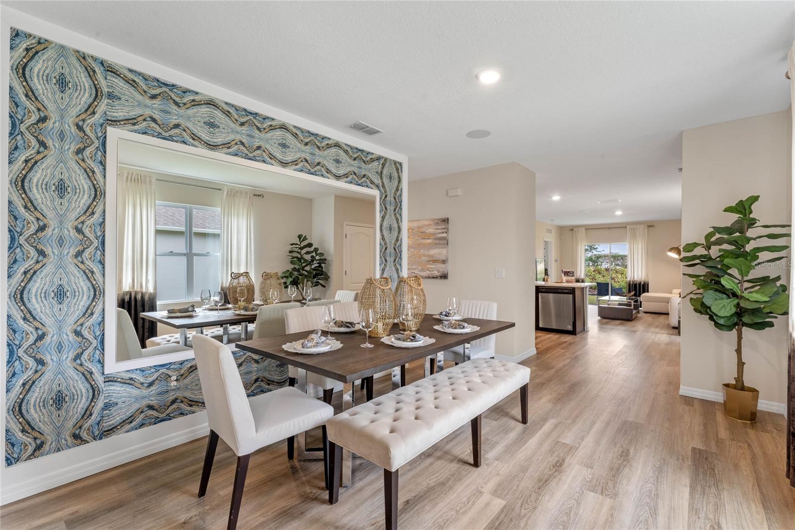 2331 ASHWOOD BLUFF DR, OCOEE, FL, 34761