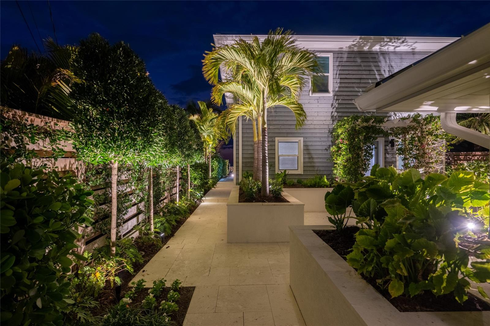 321 CASEY KEY RD, NOKOMIS, FL, 34275