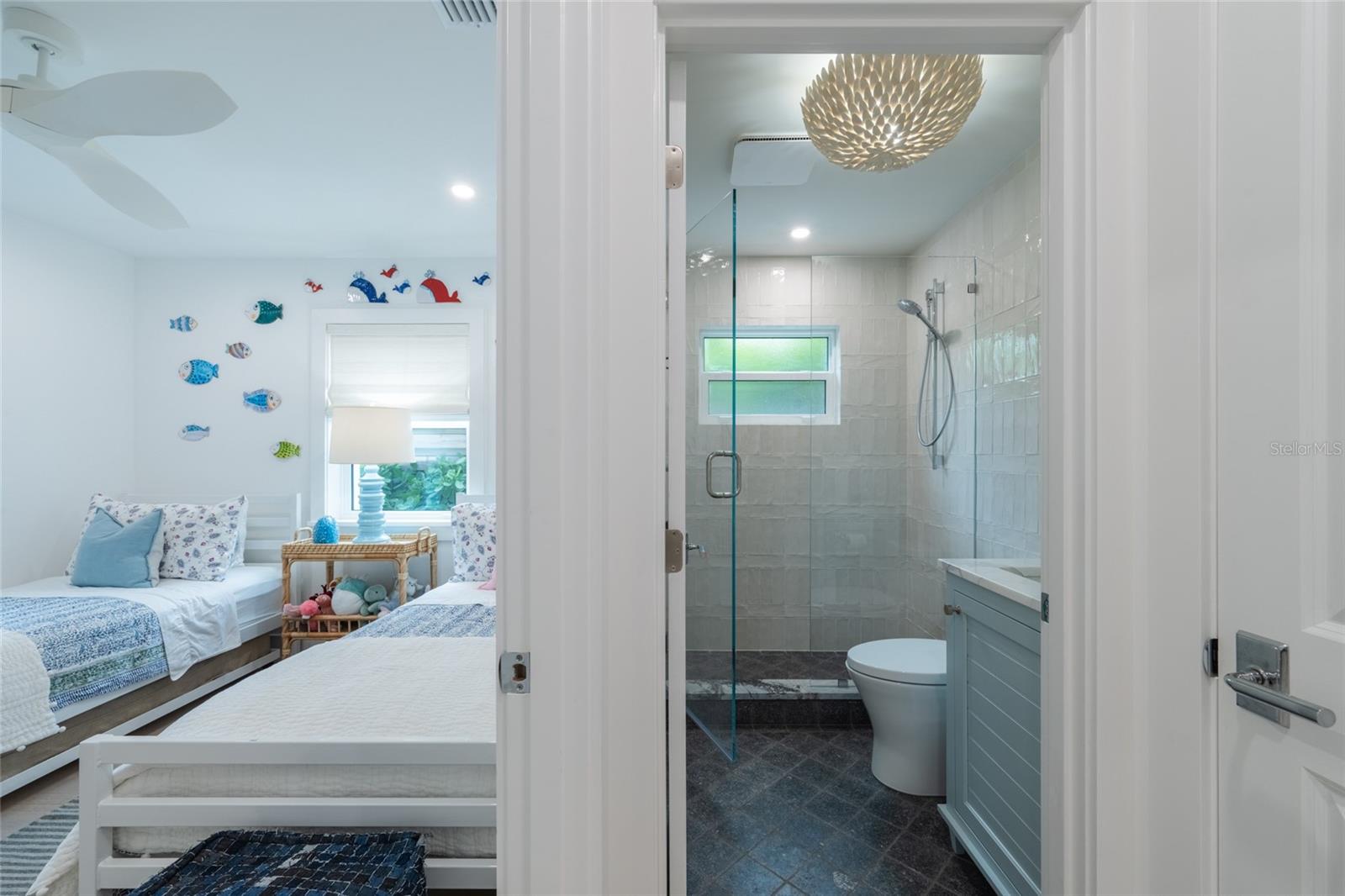 321 CASEY KEY RD, NOKOMIS, FL, 34275