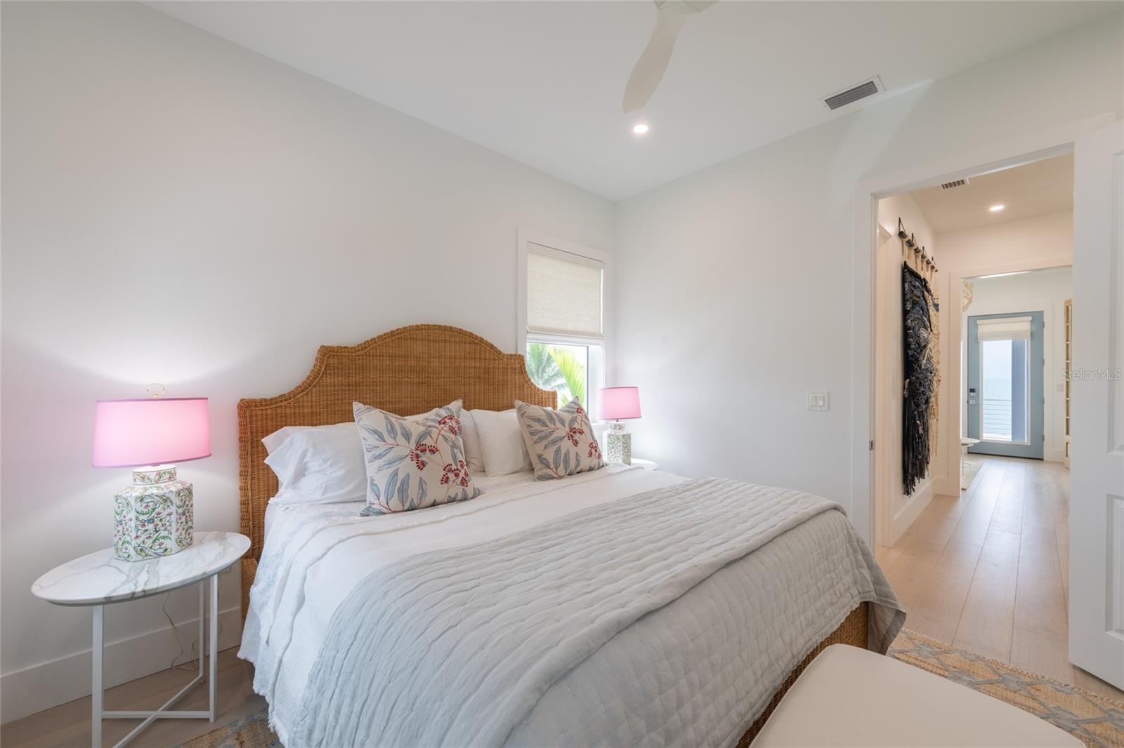 321 CASEY KEY RD, NOKOMIS, FL, 34275