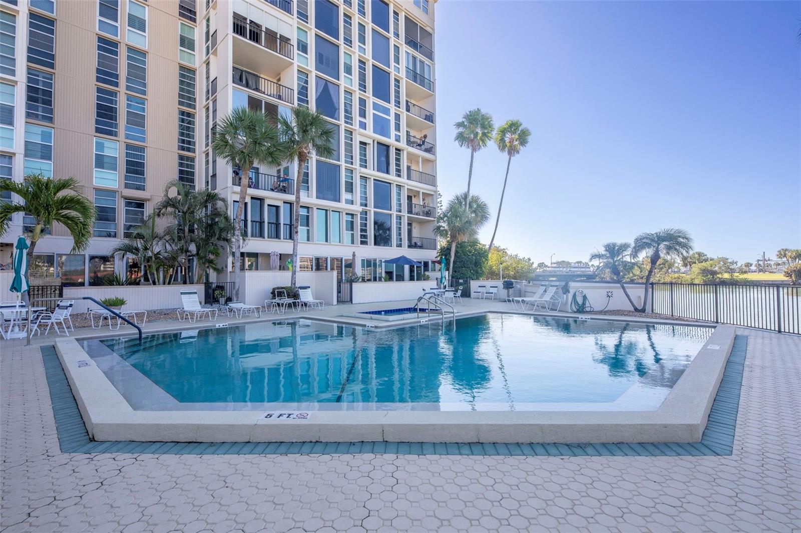 7400 SUN ISLAND DR S #105, SOUTH PASADENA, FL, 33707