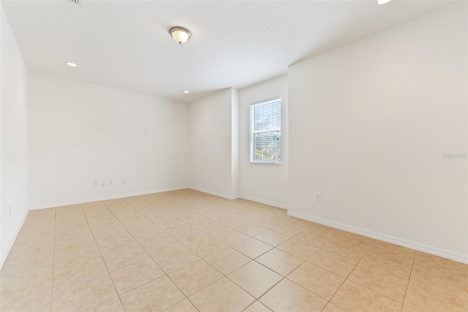 10075 BAYWATER BREEZE DR, ORLANDO, FL, 32827