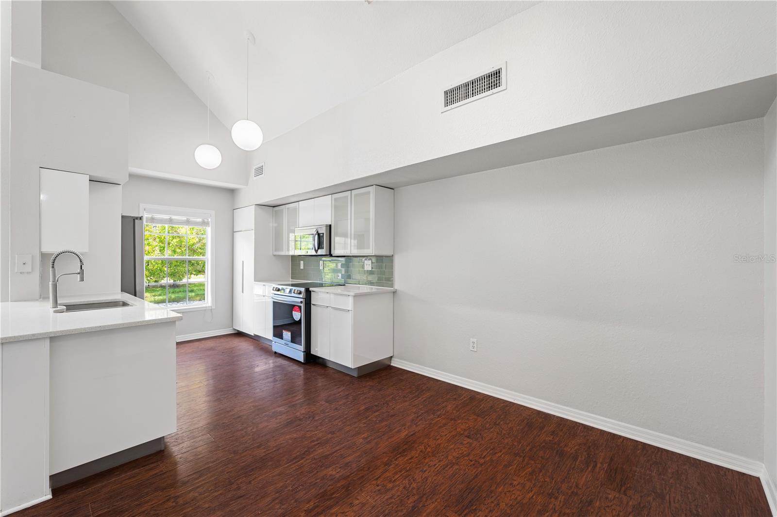 9412 LAKE CHASE ISLAND WAY #9412, TAMPA, FL, 33626