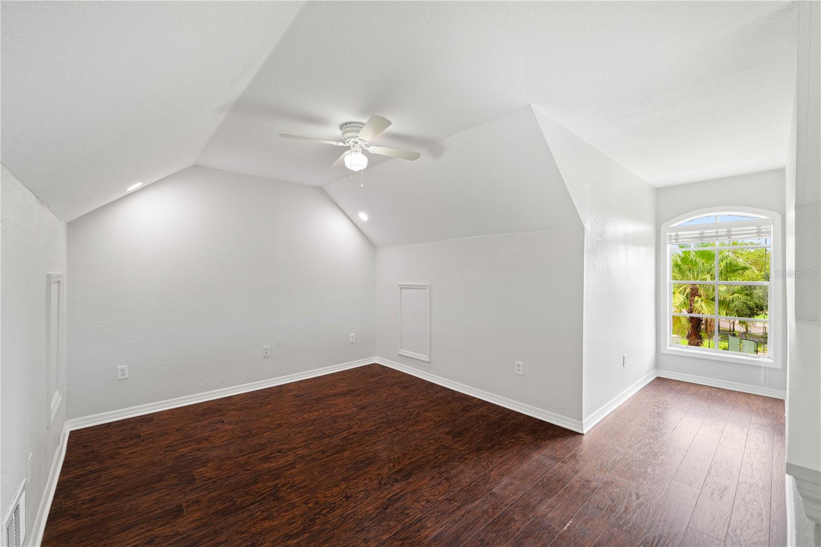 9412 LAKE CHASE ISLAND WAY #9412, TAMPA, FL, 33626