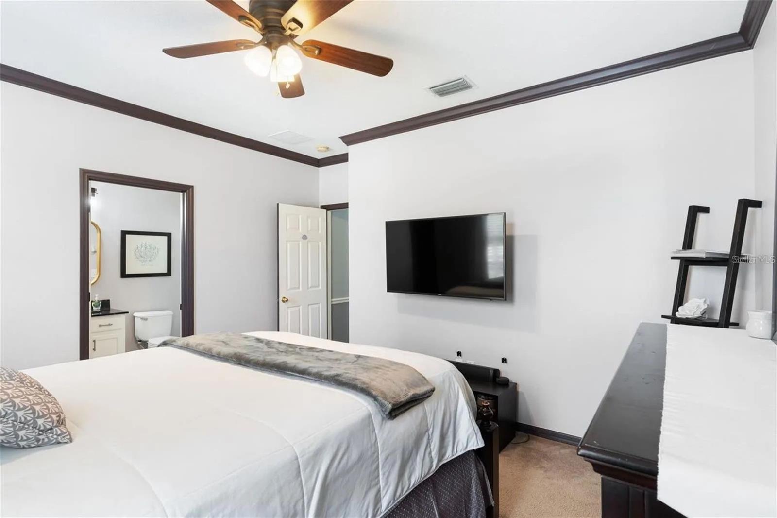 1122 NASHVILLE DR, WESLEY CHAPEL, FL, 33544
