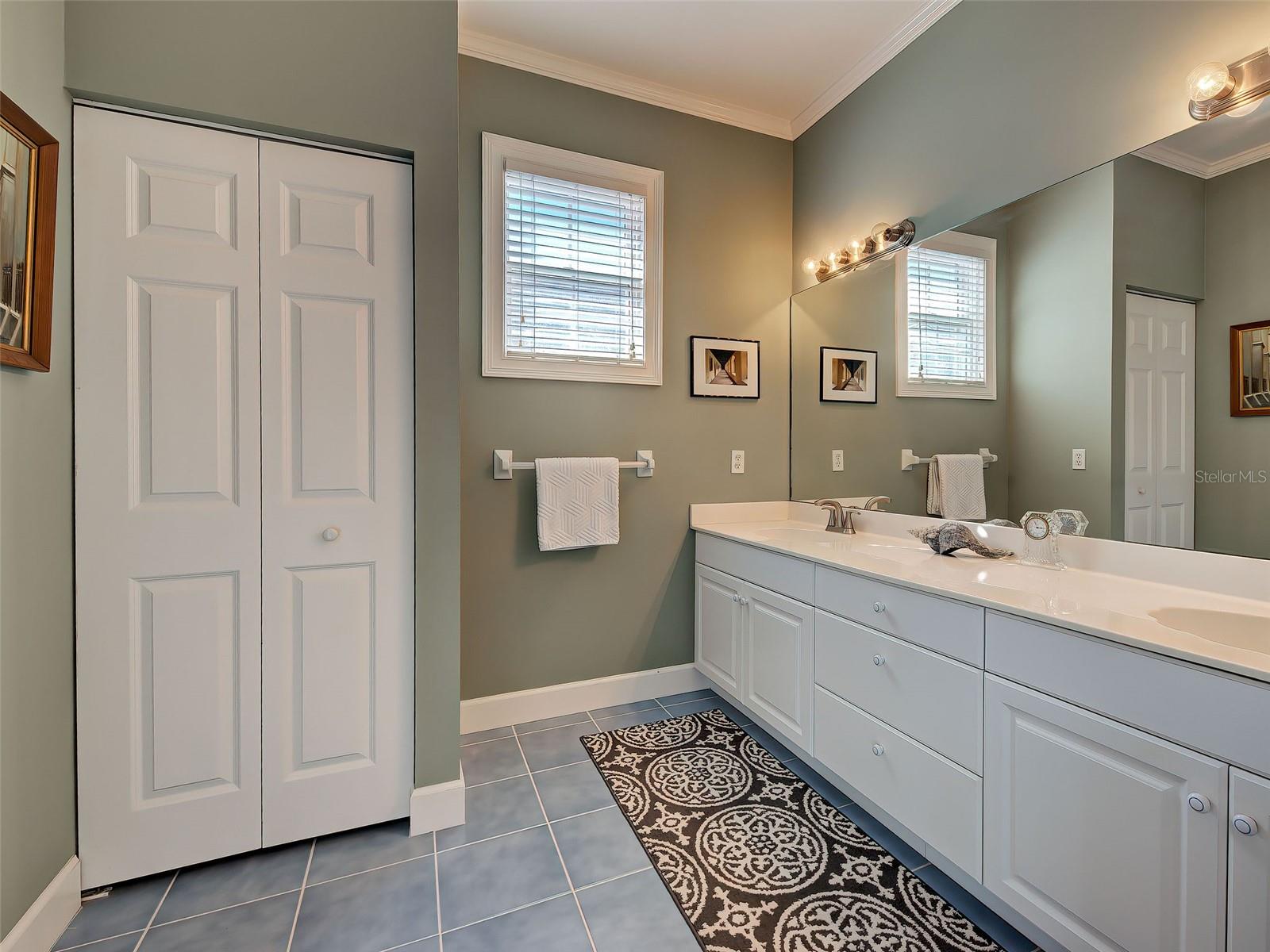 16 GULF MANOR DR, VENICE, FL, 34285