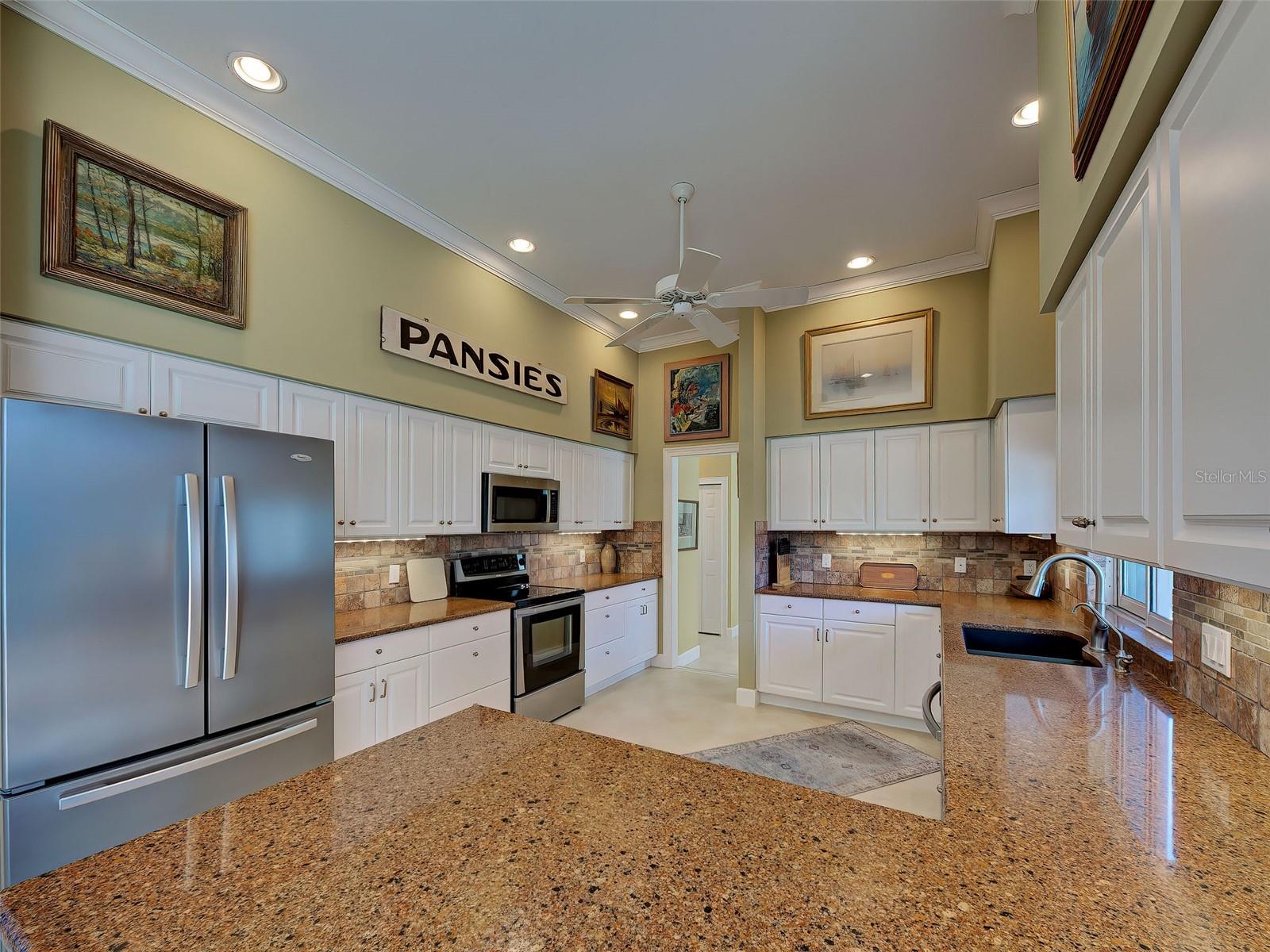 16 GULF MANOR DR, VENICE, FL, 34285