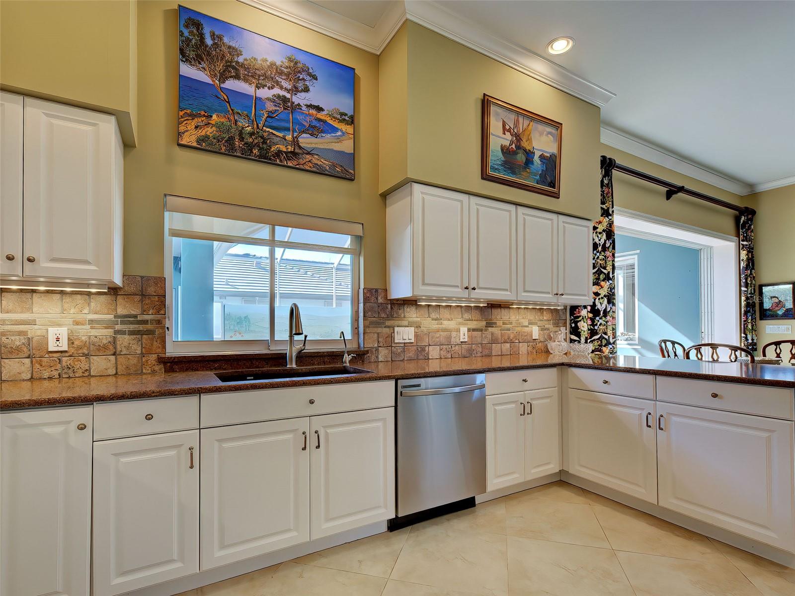 16 GULF MANOR DR, VENICE, FL, 34285