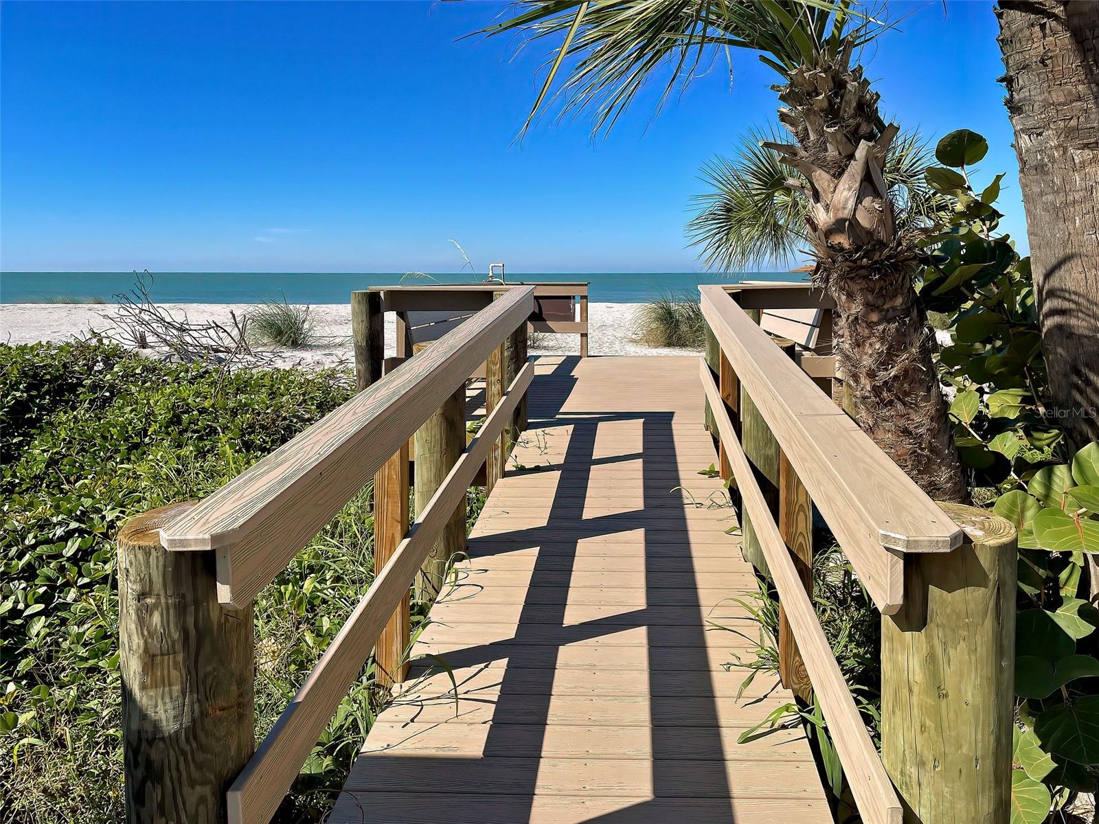 16 GULF MANOR DR, VENICE, FL, 34285