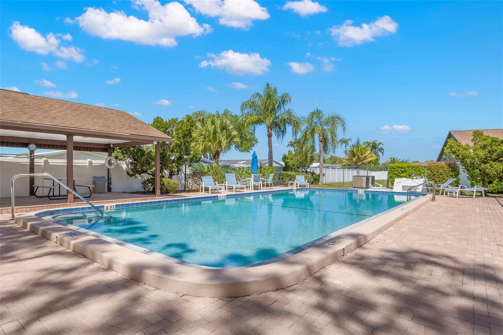 2020 DOVER CT, OLDSMAR, FL, 34677