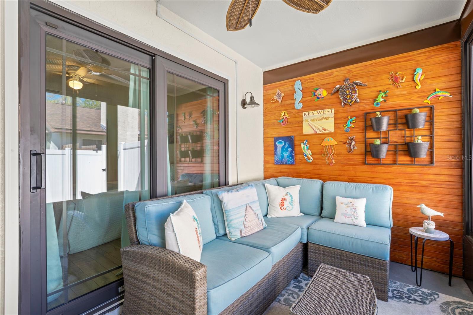 2020 DOVER CT, OLDSMAR, FL, 34677