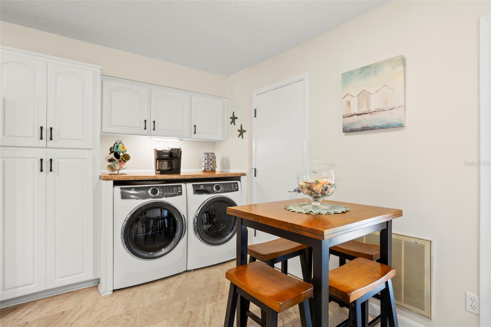 2020 DOVER CT, OLDSMAR, FL, 34677