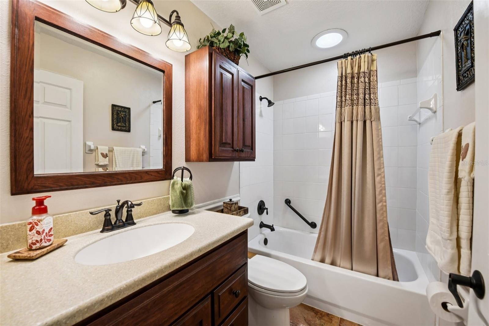 6105 DORY WAY, TAVARES, FL, 32778