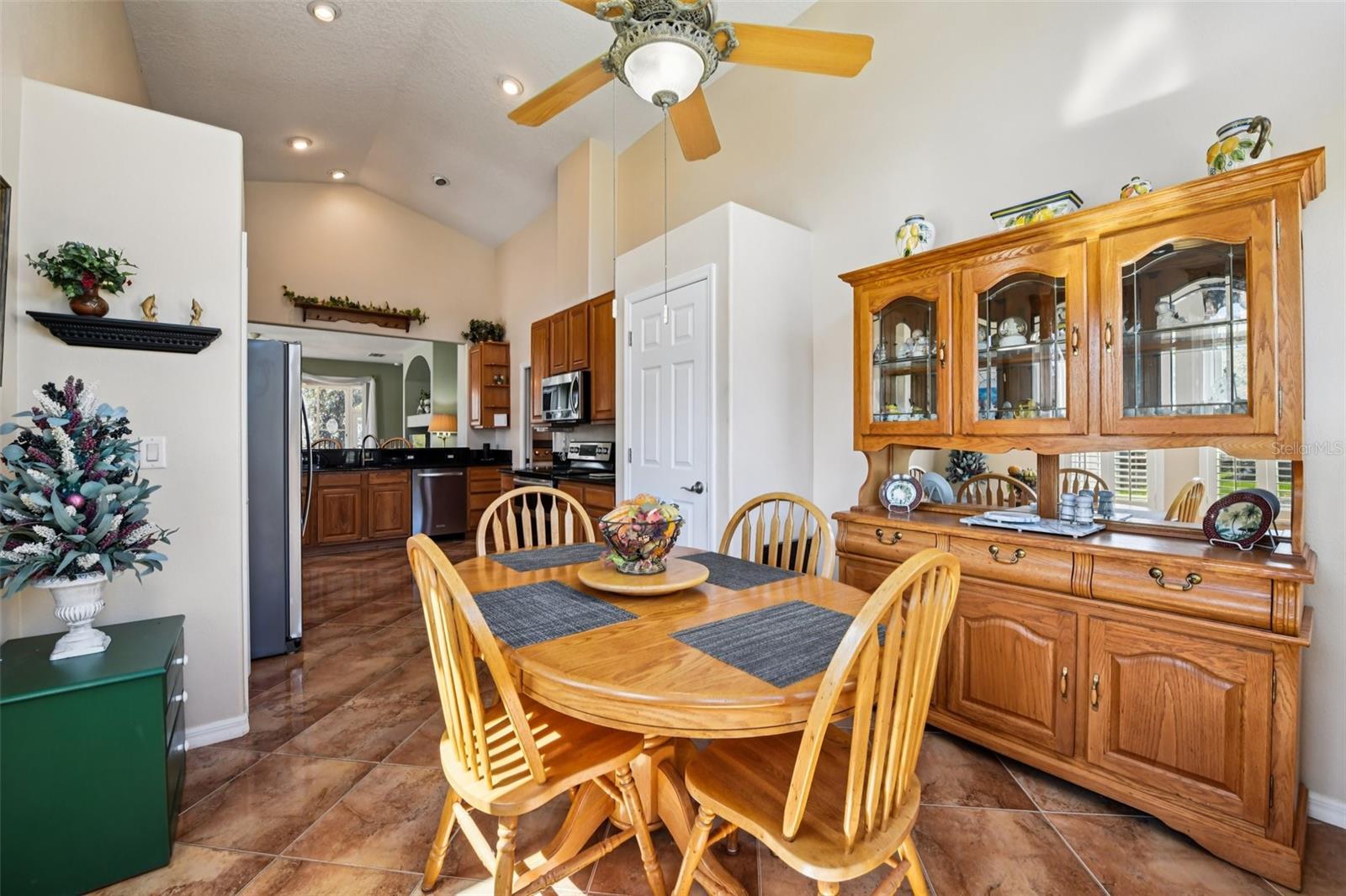 6105 DORY WAY, TAVARES, FL, 32778