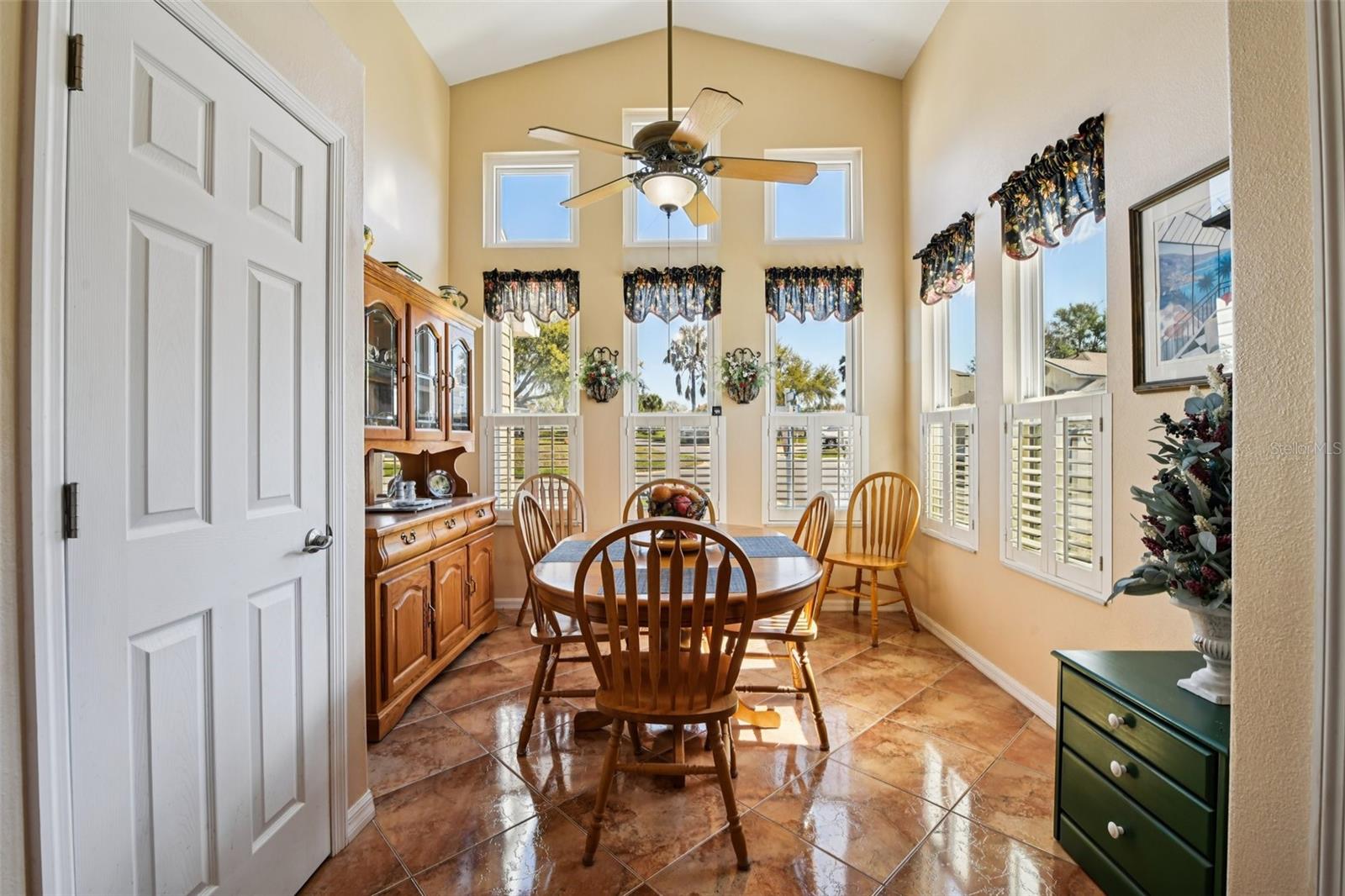 6105 DORY WAY, TAVARES, FL, 32778