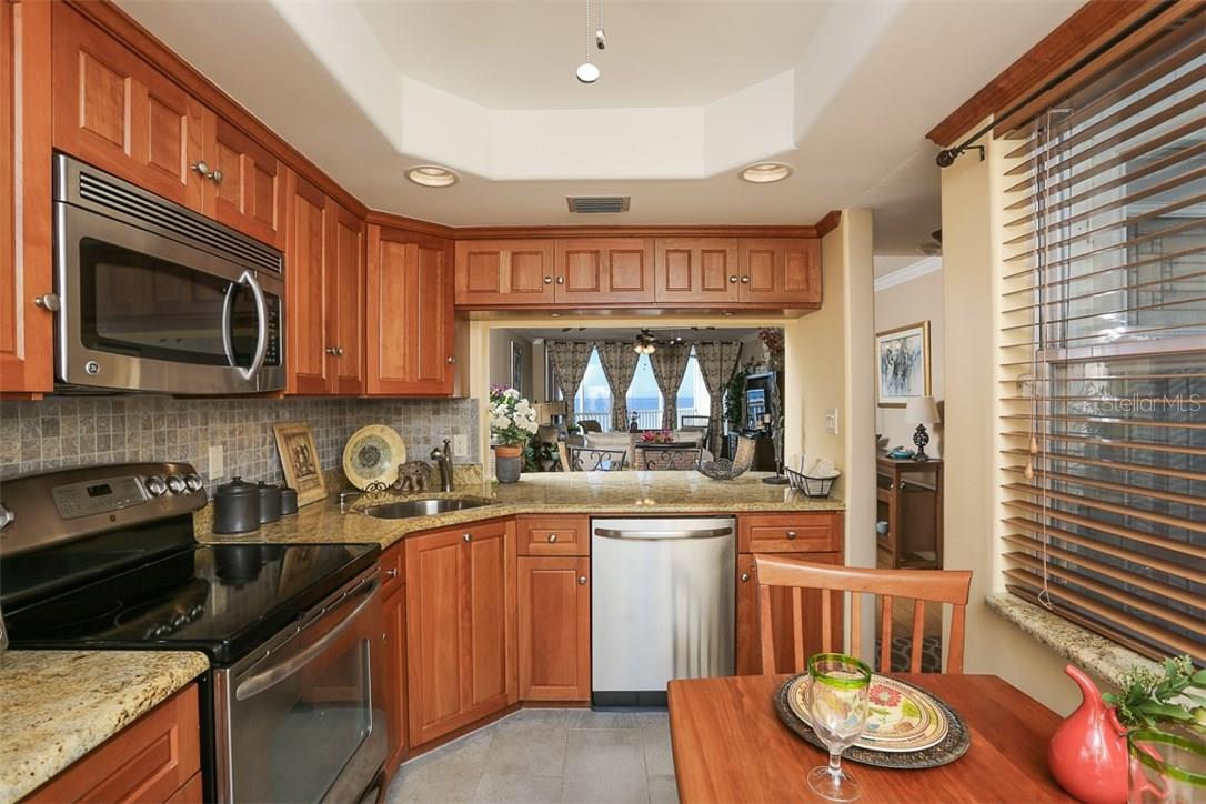 1770 BENJAMIN FRANKLIN DR #603, SARASOTA, FL, 34236
