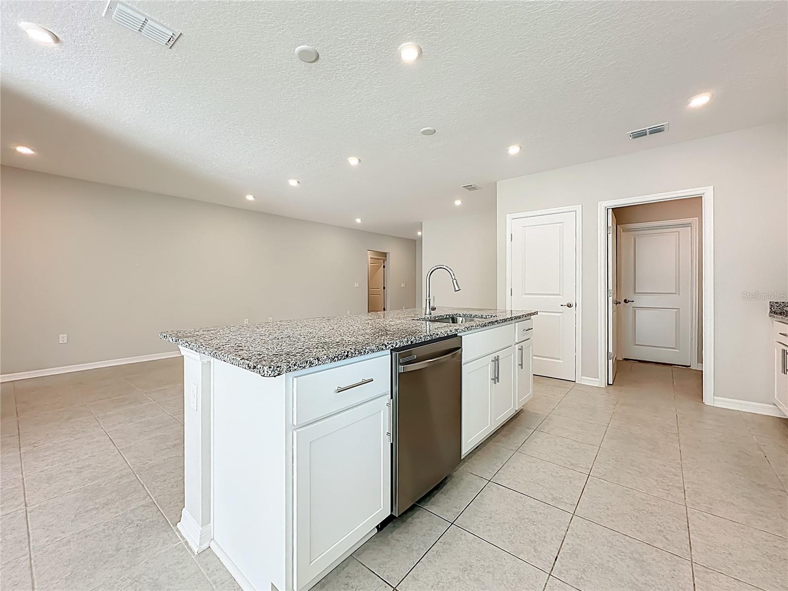 59 FOSTER LN, PALM COAST, FL, 32137