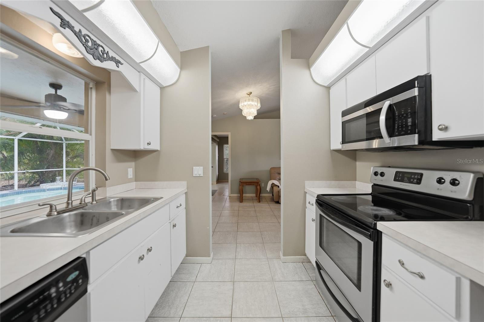 4030 DEKLE AVE, NORTH PORT, FL, 34286