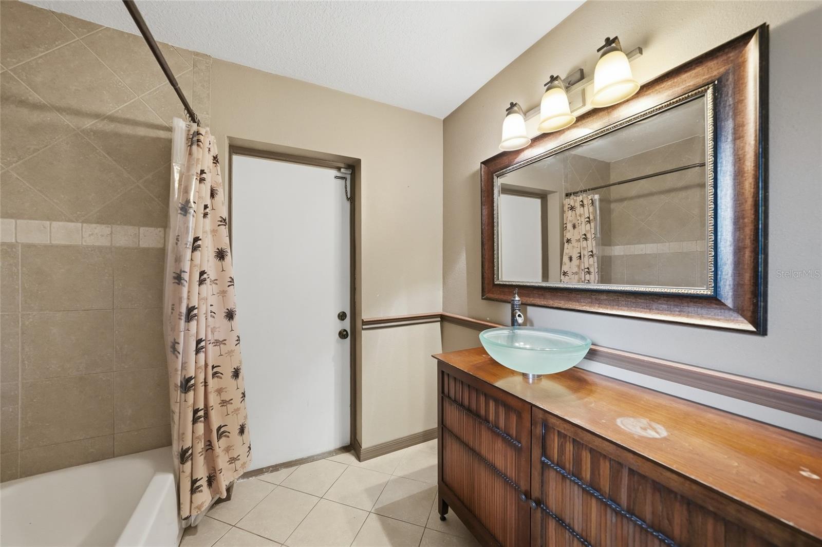 4030 DEKLE AVE, NORTH PORT, FL, 34286