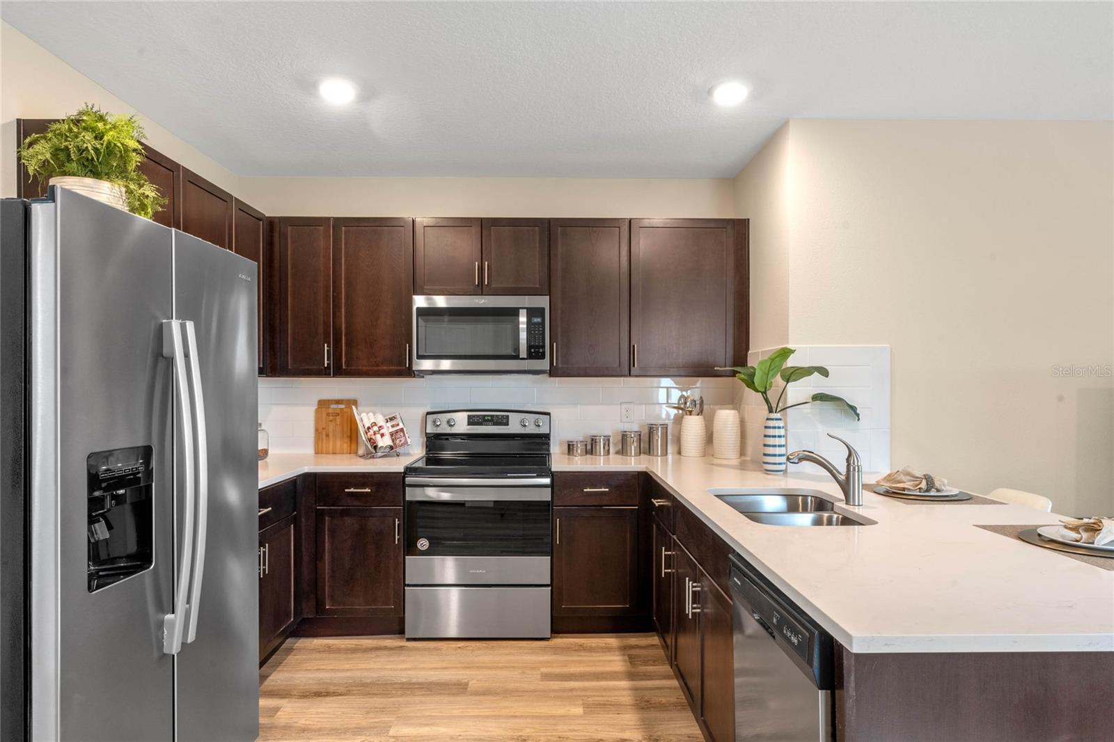 2332 BAY ST, OCOEE, FL, 34761