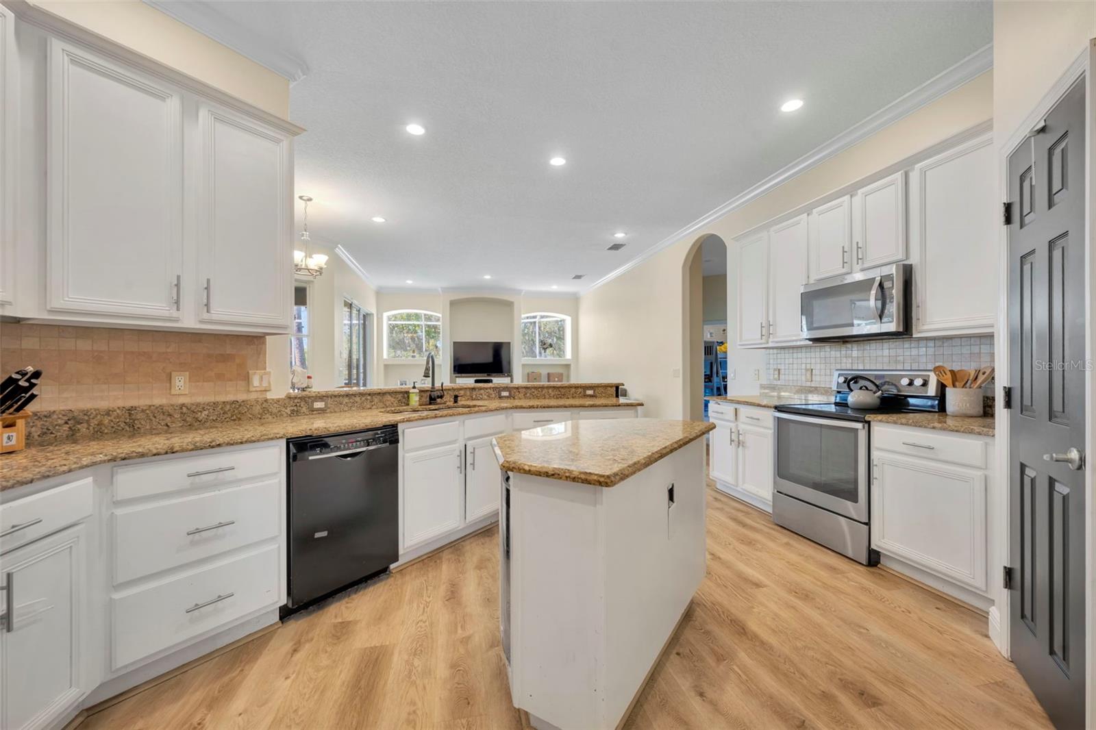 1710 SHADOWMOSS CIR, LAKE MARY, FL, 32746