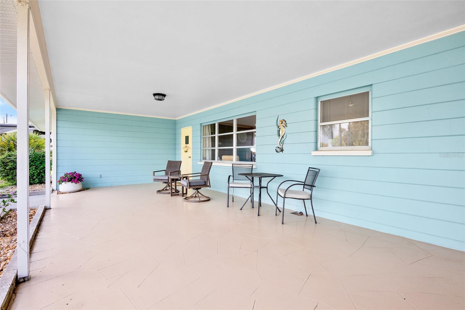 223 ROBERTS RD, NOKOMIS, FL, 34275