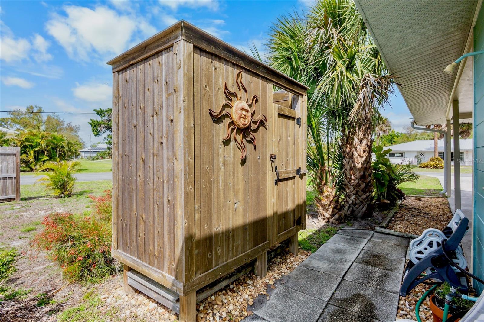 223 ROBERTS RD, NOKOMIS, FL, 34275
