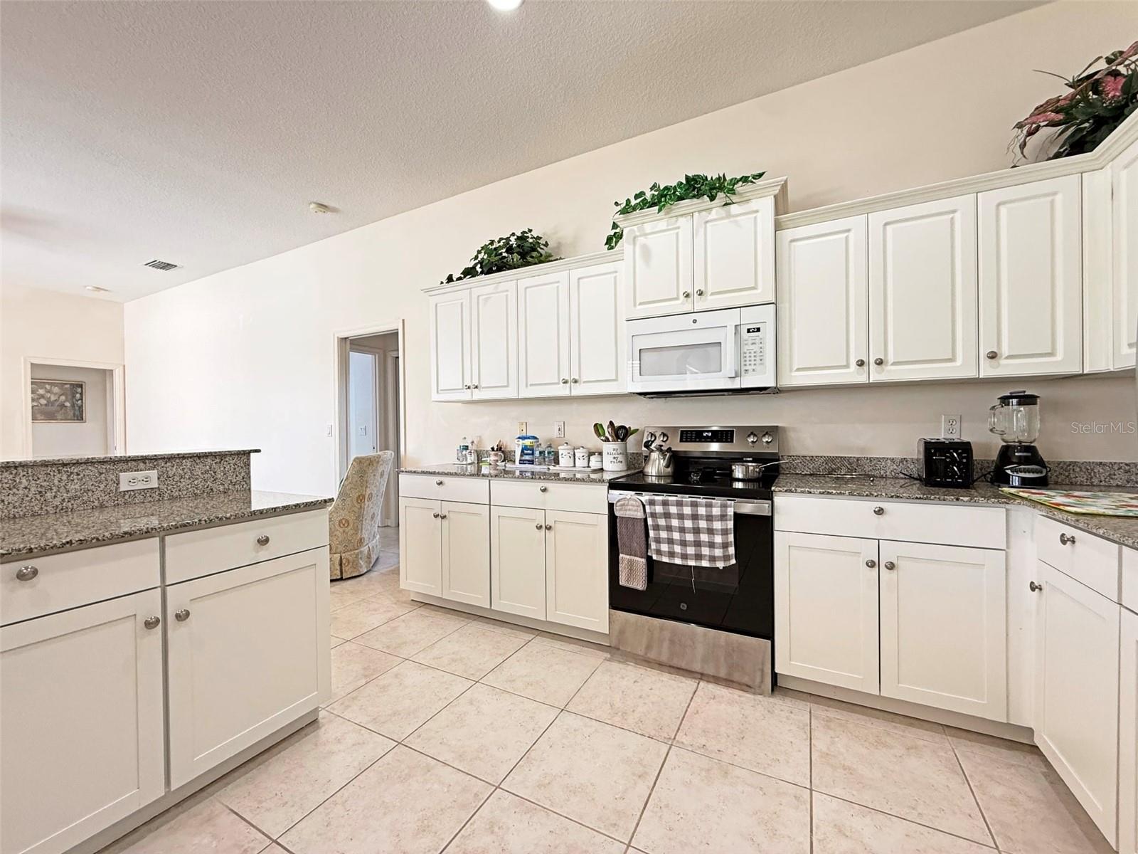 9011 PROVINCE ST, SARASOTA, FL, 34240