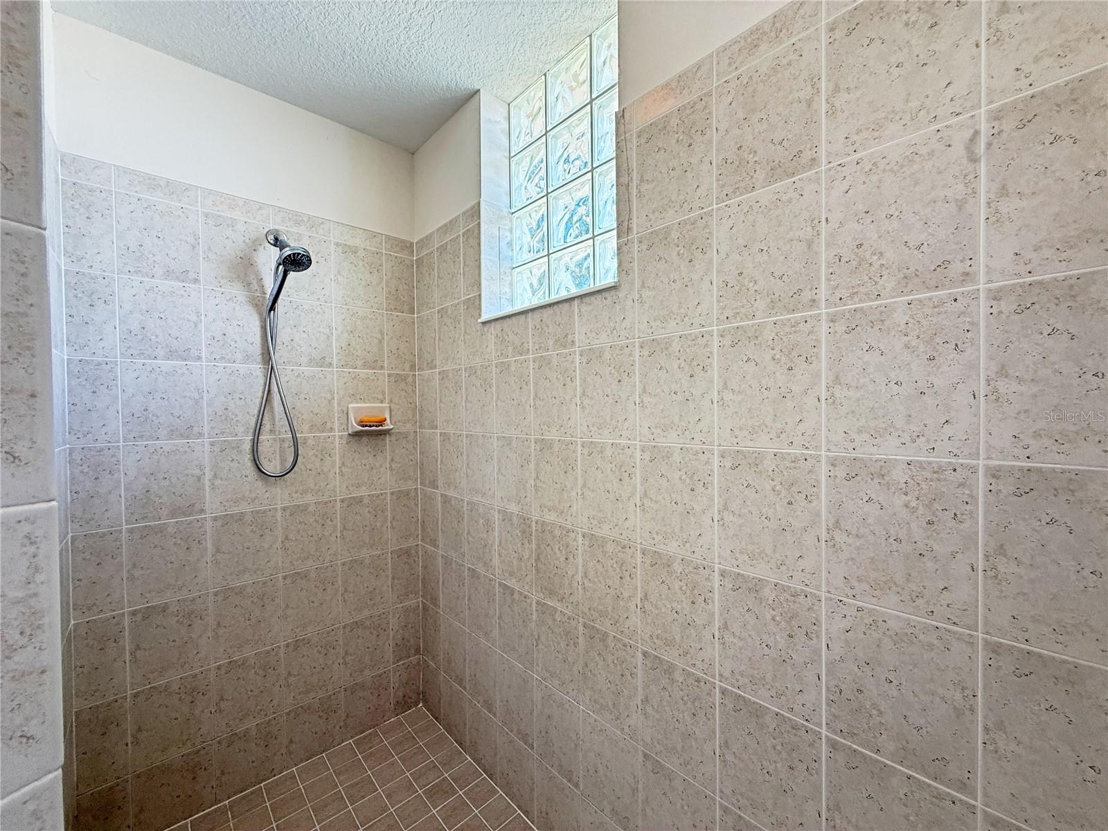 9011 PROVINCE ST, SARASOTA, FL, 34240