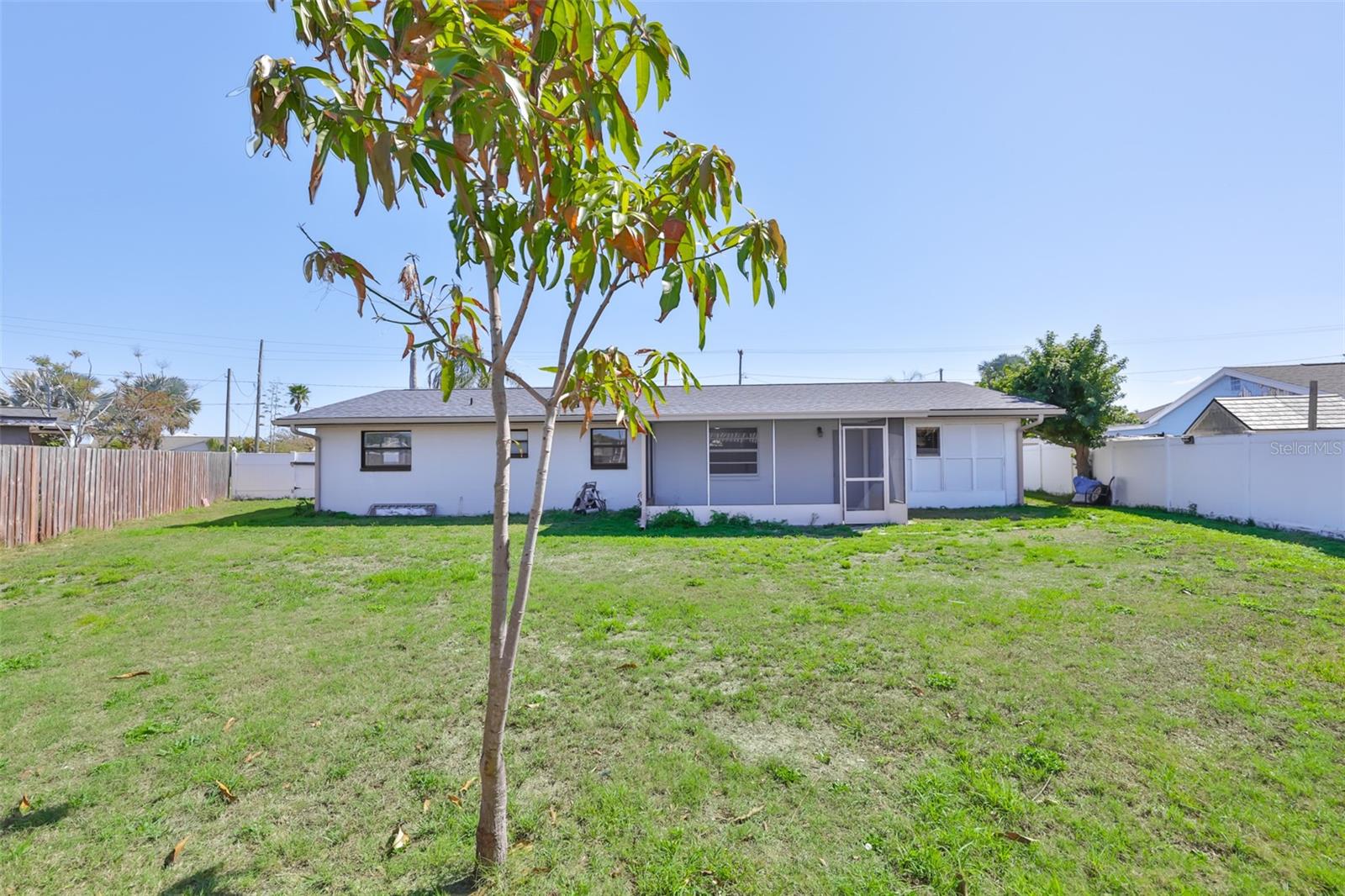 460 FLAMINGO DR, APOLLO BEACH, FL, 33572