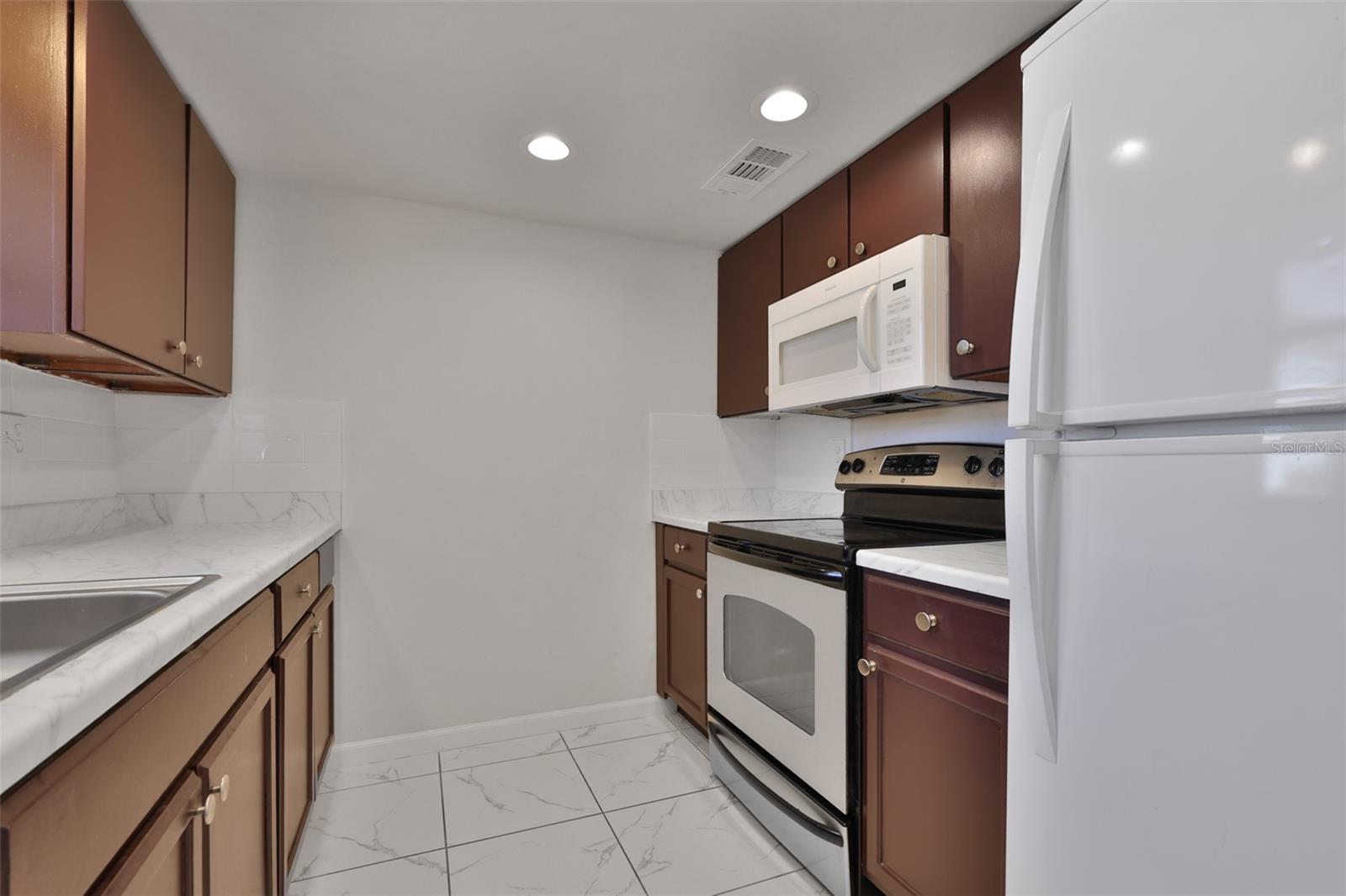 460 FLAMINGO DR, APOLLO BEACH, FL, 33572