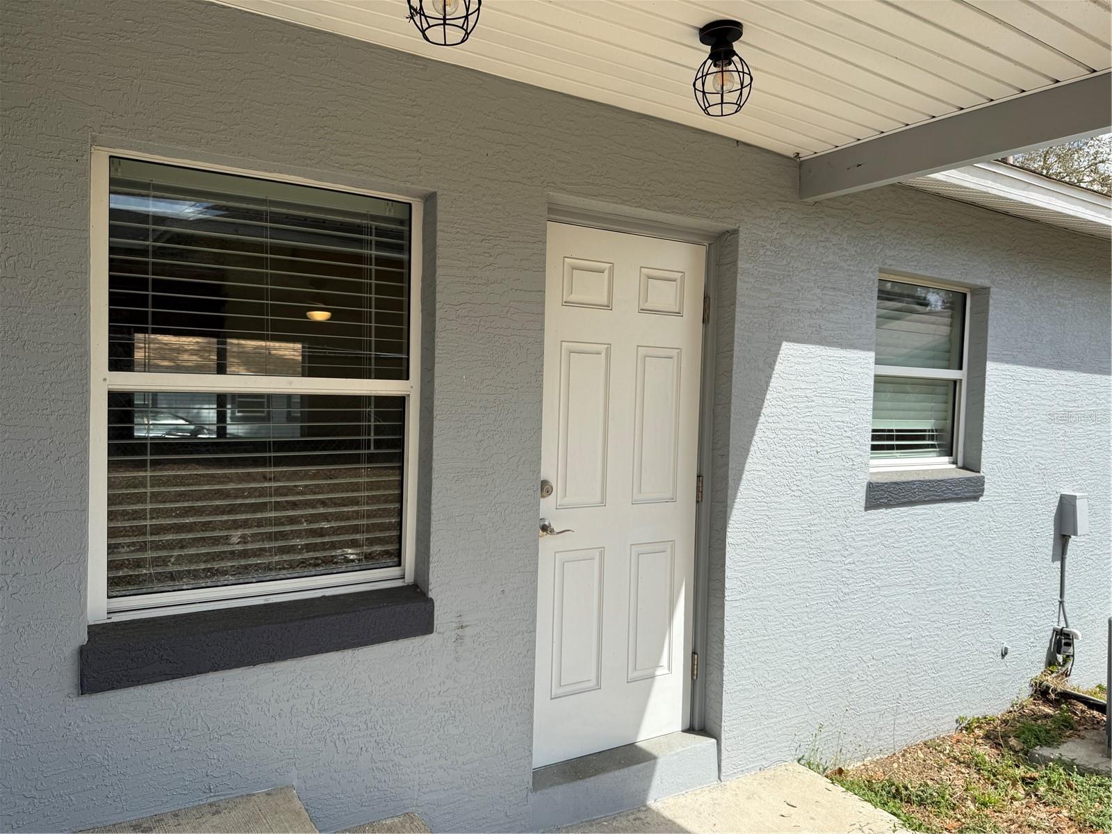 824 S LONE OAK DR #b, LEESBURG, FL, 34748