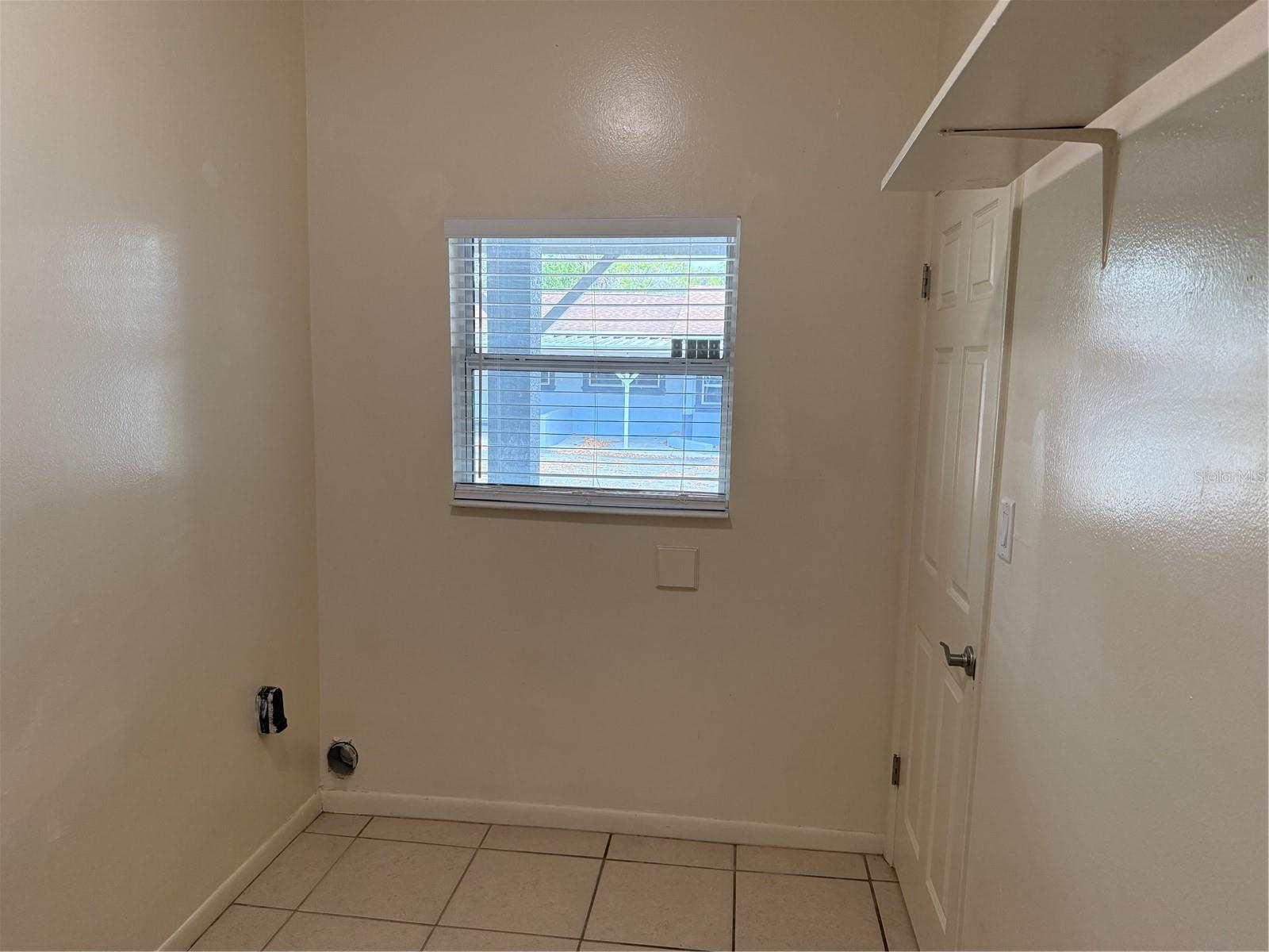 824 S LONE OAK DR #b, LEESBURG, FL, 34748