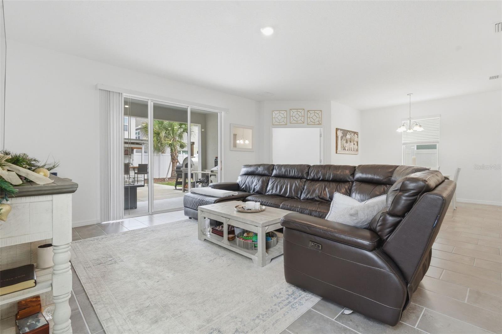1088 HAPPY FOREST LOOP, DELAND, FL, 32720
