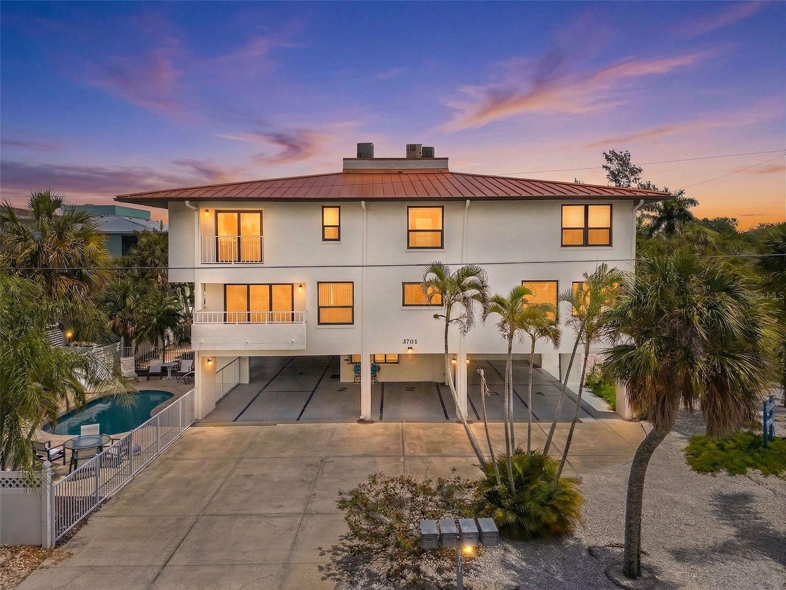 3701 5TH AVE #1, HOLMES BEACH, FL, 34217