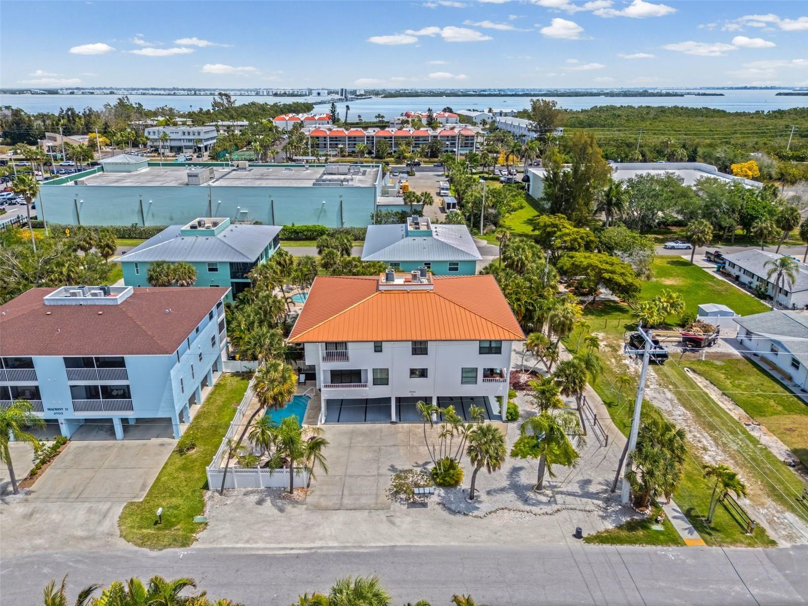 3701 5TH AVE #1, HOLMES BEACH, FL, 34217