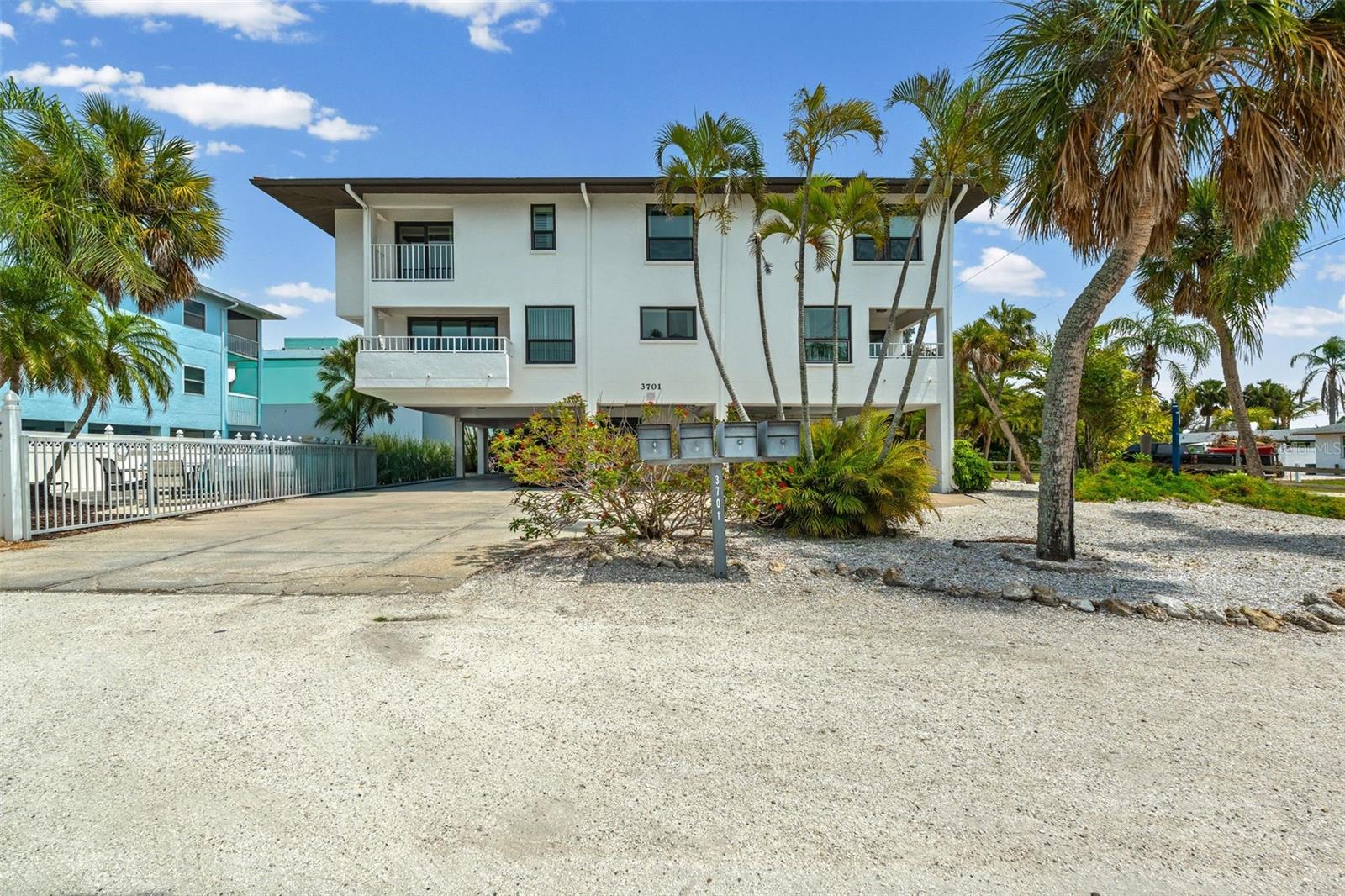 3701 5TH AVE #1, HOLMES BEACH, FL, 34217