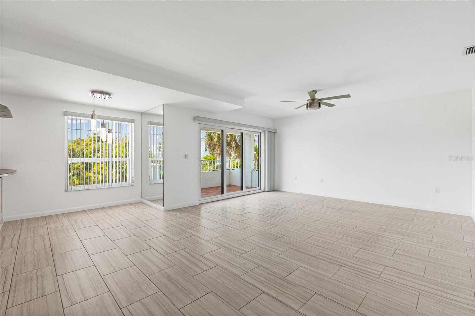 3701 5TH AVE #1, HOLMES BEACH, FL, 34217