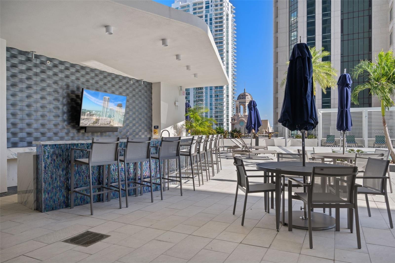 275 1ST AVE S #1001, ST PETERSBURG, FL, 33701
